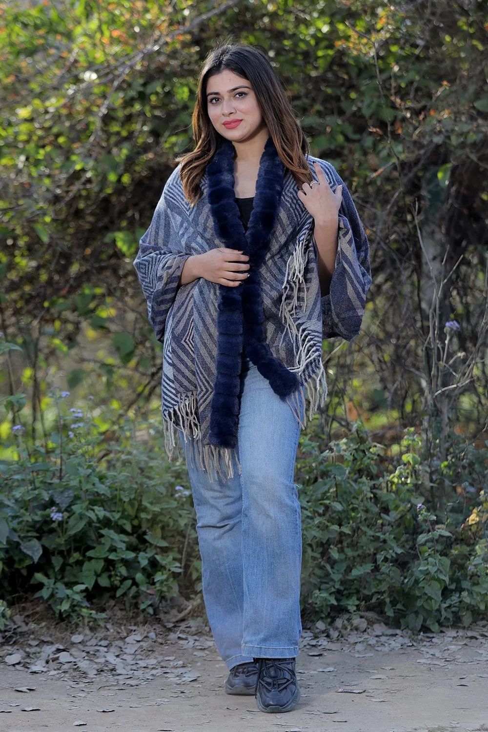 Amazing Navy Blue Colour Woollen Cashmere Faux Fur Cape Stole.