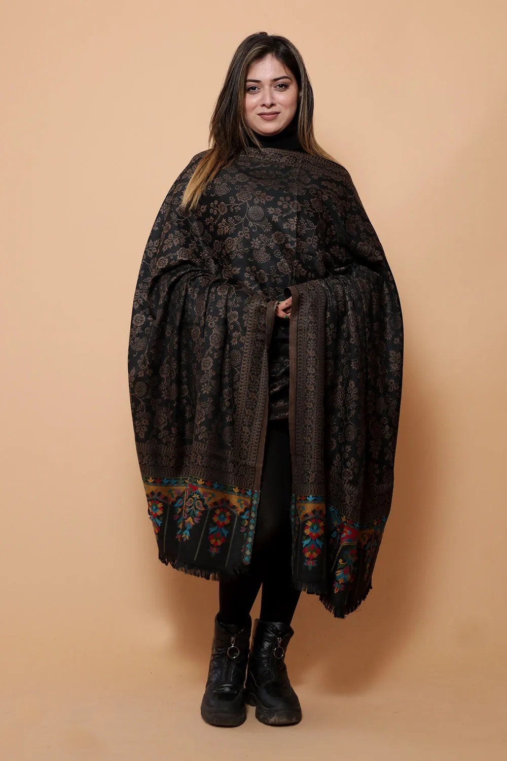 Charismatic Black COLOUR KANI SHAWL WORK DEFINES ROYAL AND LUXURIOUS EXTREMELY COMFORTABLE FOR ALL EVENTS