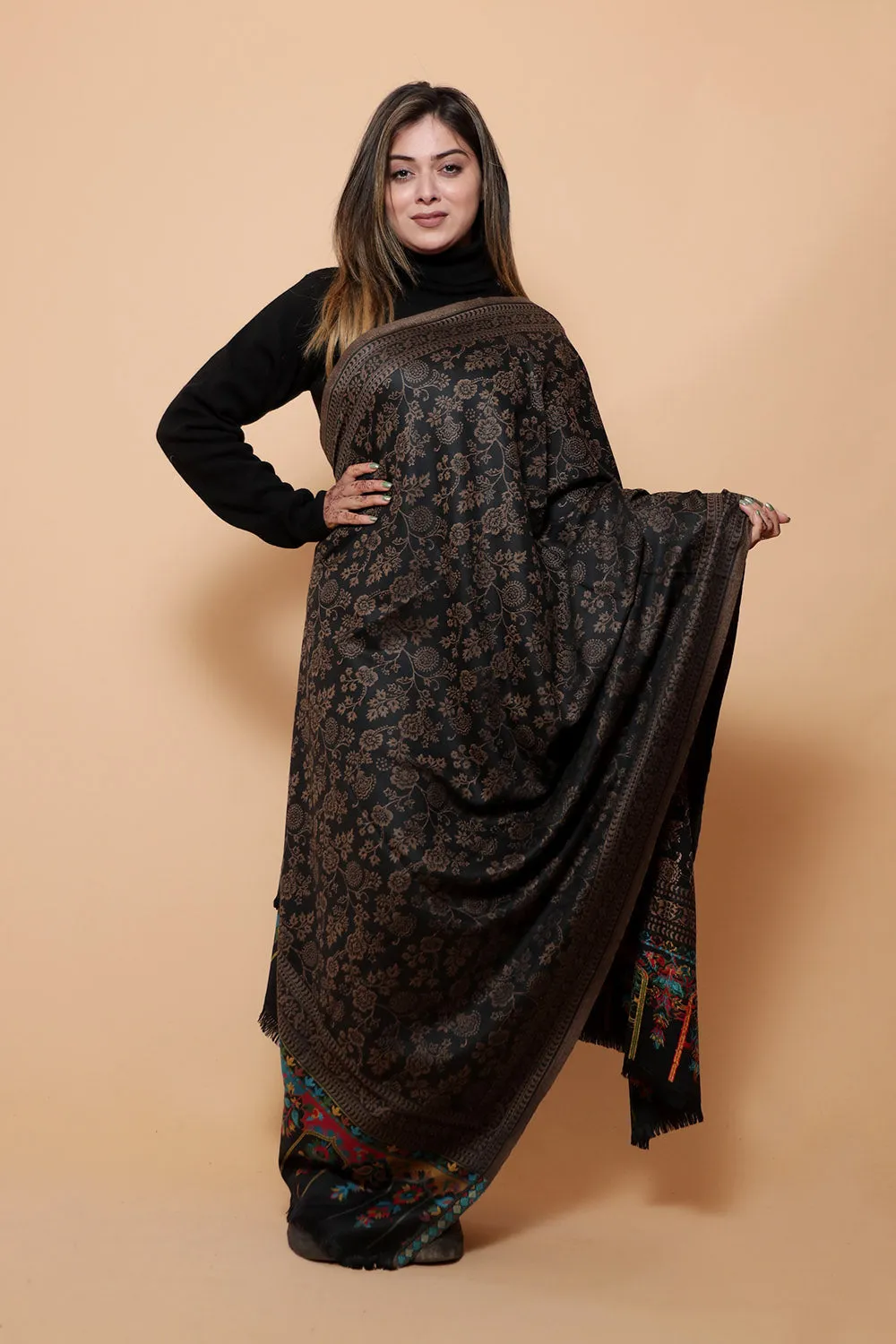 Charismatic Black COLOUR KANI SHAWL WORK DEFINES ROYAL AND LUXURIOUS EXTREMELY COMFORTABLE FOR ALL EVENTS