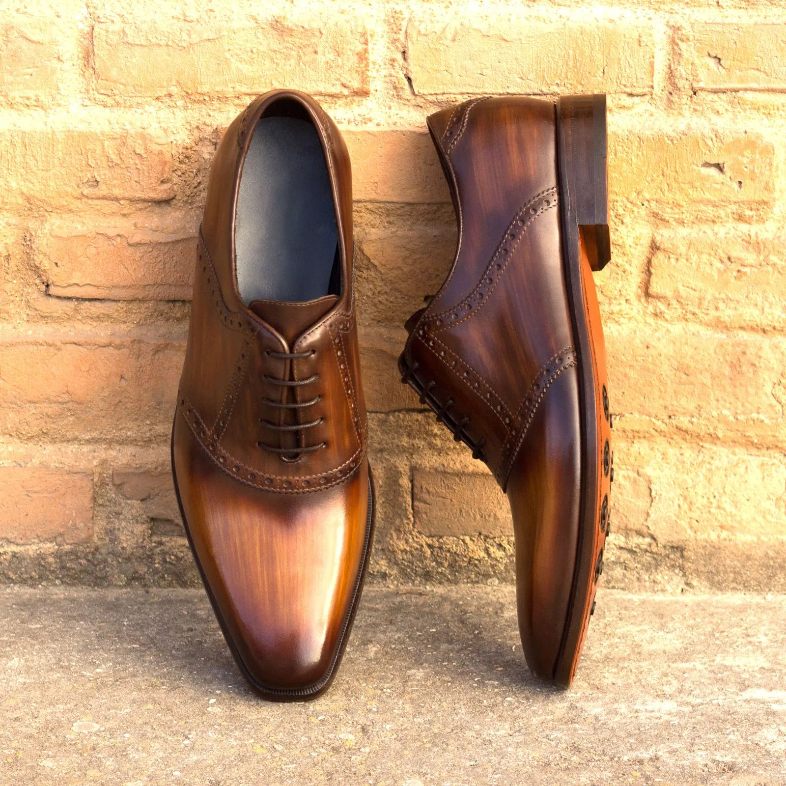 DapperFam Fabrizio in Cognac / Brown Men's Hand-Painted Patina Saddle