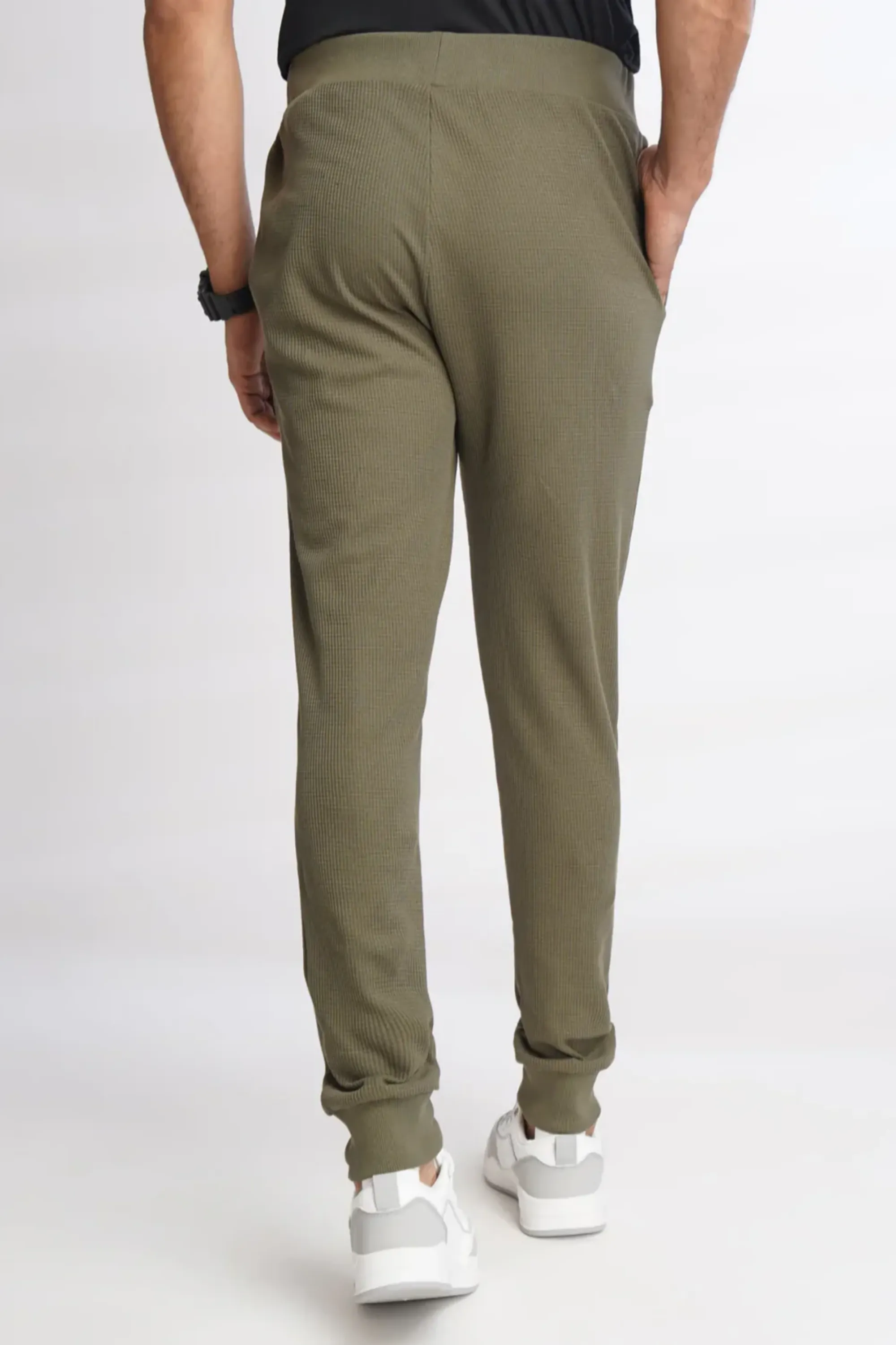 Men Green Urban Ease Cotton Joggers